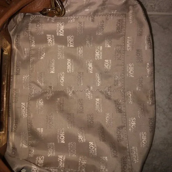 Michael Kors Leather Shoulder Bag - Picture 12 of 16